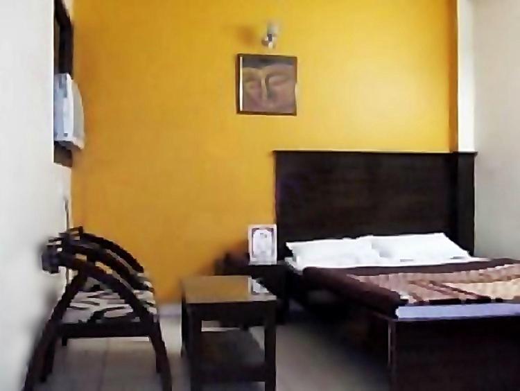 Hotel Shreeram Deluxe Új-Delhi Kültér fotó